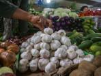 Harga-bawang-cabai-rawit-seledri-dua-Septembsgu-1492025.jpg