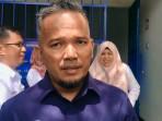 Kepala-Ombudsman-Sumbar-Adel-Wahidi-1102025.jpg