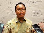 Ketua-Bawaslu-Sumbar-Alni-saat-dijumpai-TribunPadangcom-1.jpg