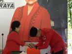 Ketua-Umum-PDIP-Megawati-Soekarnoputr-kopiah.jpg