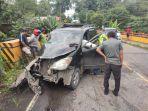 Kondisi-kendaraan-yang-terlibat-kecelakaan-di-kawasan-Jalan-Bypass-Padang-Panjang.jpg