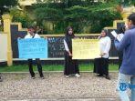 Lingkaran-Mahasiswa-Piaman-Raya-Limapia-lakukan-aksi-demonstrasi.jpg