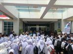 Mahasiswa-UIN-IB-Padang-demo.jpg