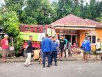 Mobil-membawa-gas-LPG-Subsidi-tabrak-warung-kopi-di-Naras-Kota.jpg