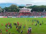 Momen-usai-pertandingan-Semen-Padang-FC-vs-Persiraja.jpg