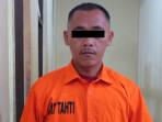 PENCABULAN-ANAK-DIBAWAH-UMUR-Pelaku-M-saat-diamankan-dddayakumbuh.jpg