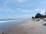 Pantai-Kata-Kota-Pariaman-Minggu-2342023.jpg