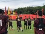 Pelatih-Kepala-Semen-Padang-FC-Dejan-Antonic-2-6112025.jpg