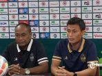 Pelatih-PSIM-Yogyakarta-Kas-Hartadi-kiri.jpg
