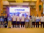 Penyaluran-bantuan-oke-pantu-asuhan-di-padang-14102025.jpg