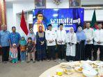 Penyerahan-bingkisan-dan-uang-tunai-bagi-keluarga.jpg