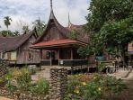 Perkampungan-adat-Sijunjung-terletak-df.jpg