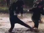 Pertandingan-bola-balunau-di-Nagari-Pakan-Rabaa-Utara-Solok-Selatan.jpg