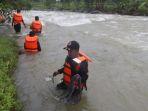 Proses-pencarian-warga-hilang-di-Kecamatan-Pauh.jpg