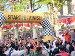 Ribuan-masyarakat-mengikuti-kegiatan-Bhayangkara-Fun-Walk-2024.jpg
