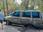 Satu-unit-minibus-hangus-terbakar-di-sekitar-jalan-Jorong-Jambang-Nagari-Sianok.jpg