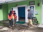 Tiga-warga-Lubuk-Minturun-Kecamat.jpg