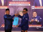 Tokoh-Adat-Kinali-Tuanku-Mustika-Yana-Mendaftar-Calon-Bupati-Pasaman-Barat-Lewat-Partai-Demokrat.jpg