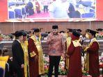 WISUDA-UIN-IMAM-BONJOL-PADANG-Waliintah-akan-bantu-meng.jpg