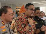 padang/Wakil-Ketua-Komisi-III-DPR-RI-Ahmad-Sahroni-pada-saat-menyampaikan-permintaan-Presiden-Prabowo.jpg