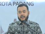 Walikota-Padang-Fadly-Amran-saat-memberikan-kata-sambutan.jpg