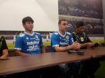 achmad-jufriyanto-dan-artur-gevorkyan-dua-pemain-baru-persib.jpg