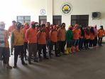 apel-petugas-kebersihan-yang-akan-bertugas-pada-mtq-nasional-ke-28.jpg