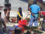 bpbd-padang-distribusikan-air-bersih-kepada-warga-yang-terdampak-kekeringan.jpg