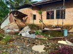 dapur-dan-kamar-mandi-rumah-imal-rata-dibawa-arus-air-bah.jpg