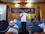 dr-aqua-dwipayana-saat-memberikan-motivasi.jpg