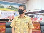 gubernur-irwan-prayitno-saat-ditemui-di-aula-kantor-gubernur-sumbar-senin-1342020.jpg