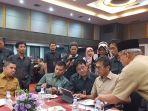 gubernur-sumbar-irwan-prayitno-saat-melakukan.jpg