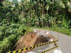 jalan-terban-di-lakuak-landie-gunung-padang-alai-kecamatan-v-koto-timur.jpg
