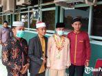 khairul-rizki-saat-berfoto-bersama-pendukungnya-di-mtq-nasional-2020.jpg