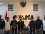 l-saat-membuat-video-permintaan-maaereka-melakuka.jpg