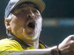 legend-maradona.jpg