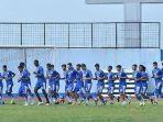 para-pemain-persib-bandung-berlatih.jpg