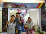 pengunjung-menuju-stand-usaha-ukm-di-plaza-andalas-padang.jpg
