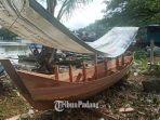 perahu-yang-di-rakit-slamet.jpg