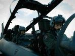 rain-depan-dalam-film-soar-into-the-sun-2012.jpg