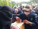 sejumlah-massa-yang-tergabung-dalam-masyarakat-sipil-sumbar.jpg