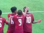 selebrasi-pemain-spfc-saat-laga-menghadapi-psps-riau-rabu-6102021.jpg