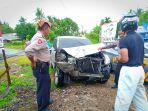 serempet-avanza.jpg