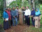 teguh-hidayat-foto-bersama-dengan-kaum-dt-marajo-suku-piliang-2017-silam.jpg