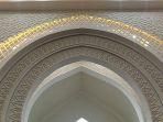ukiran-masjid-al-hakim-di-pantai-padang.jpg