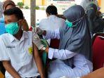 vaksinasi-covid-19-sasar-pelajar-mtsn-koto-tinggi-padang-pariaman.jpg