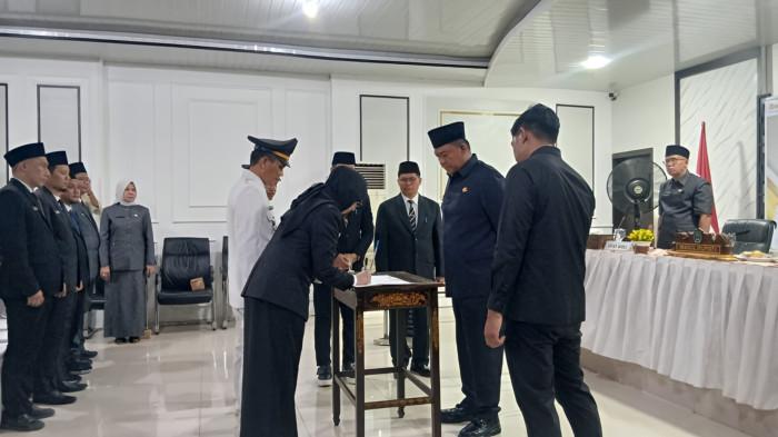 33 Pejabat Pemkab PALI Dirotasi, Wabup Iwan Tuaji Tegaskan Demi Pemerintahan yang Lebih Efektif