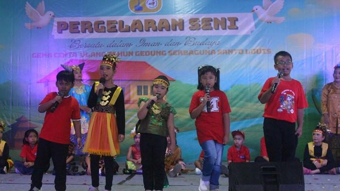 Pergelaran Seni Meriahkan Ulang Tahun ke- 8 Gedung Serbaguna Santo Louis