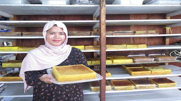 Dari Modal Arisan, Kue Basah Lola dan Key di Palembang Menembus Batas Negara