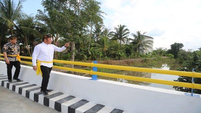 Gubernur Herman Deru Resmikan Jembatan Penghubung Kabupaten OKU Timur dan OKI,